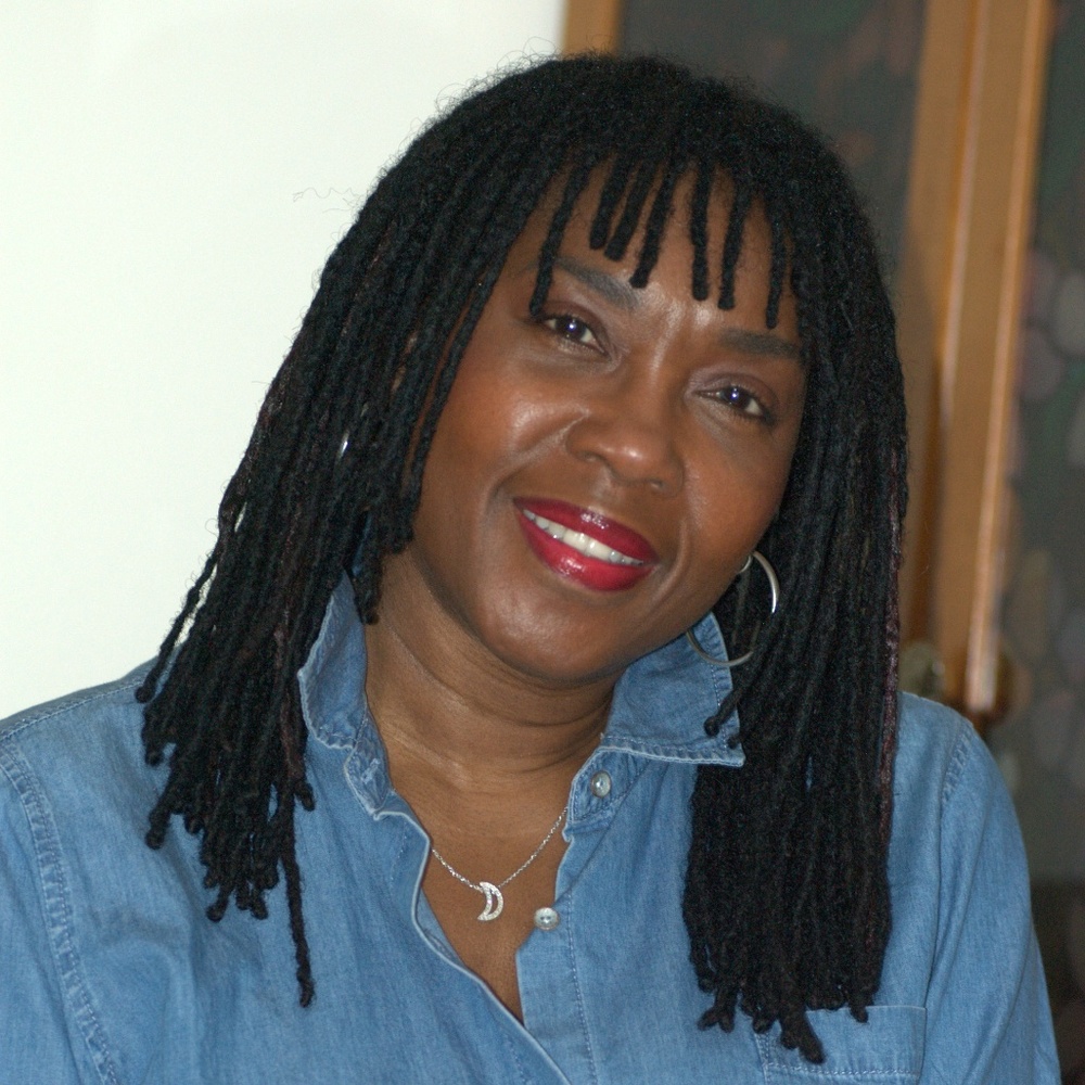 Meet your Posher, Beverly